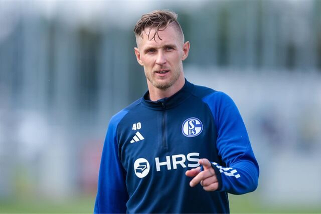 12.09.2023, Fussball, Saison 2022/2023, 2. Bundesliga, Training FC Schalke 04, Sebastian Polter (FC Schalke 04)



Foto: Ewert/RHR-FOTO