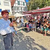 Ein Gaukler beim Hansemarkt in Kamen.