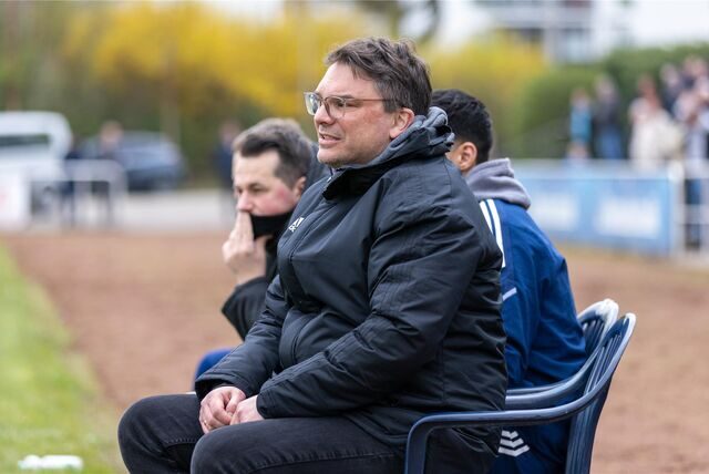 Benjamin Hartlieb kehrt am Sonntag auf die Holzwickeder Trainerbank zurück.