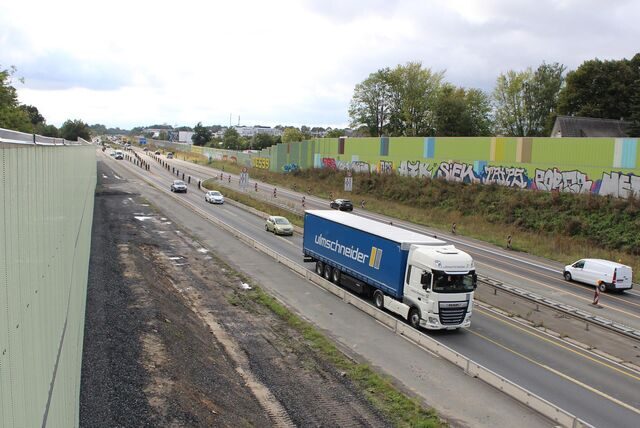 Die B1 wird in Richtung Unna sechsspurig ausgebaut. Wegen der Arbeiten kommt es zu Verkehrseinschränkungen.