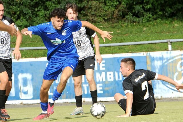 Samy Smajlovic und der VfL Schwerte haben die „Zweite“ der SpVg Hagen 1911 verdient mit 5:1 bezwungen. Es hätte sogar noch höher ausgehen können.  FOTO Schwerte