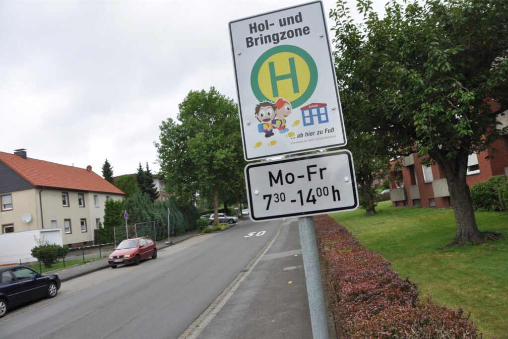 So sieht eine Hol- und Bringzone (hier in Bork) aus. So sieht eine Hol- und Bringzone (hier in Bork) aus.