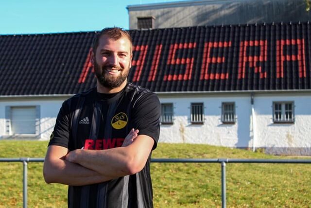 Im Spiel beim VfK Weddinghofen verletzte sich René Kuipers schwer.