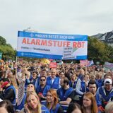 Auch Mitarbeitende der katholischen St. Paulus Gesellschaft, zu der das St. Marien-Hospital Lünen-Werne gehört, demonstrierten am Mittwoch (20. September) in Düsseldorf.