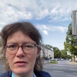 Reporterin Lydia Heuser ist in der Innenstadt unterwegs. Sie und weitere Reporter berichten von ausgefallenen Ampeln wie hier an der Markgrafenstraße/ Ruhrallee.
