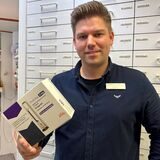 Apotheker Kevin Peters in der Westentor-Apotheke