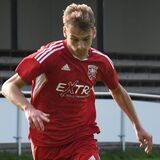 Michael Vrljic (r.) im Dribbling