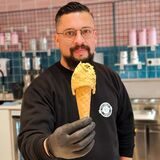 Jose Marciel arbeitet bei Ice Cream United und hat bereits Erfahrung als Eismacher in Süddeutschland gesammelt.