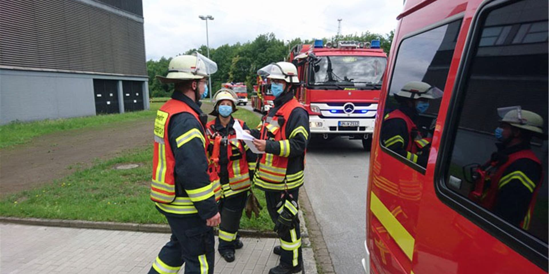 Eine heiß gelaufene Dichtung sorgte am Donnerstag, 2. Juli 2020, für einen Einsatz der Feuerwehr am Gersteinwerk in Stockum. Dabei kam auch die Rumpftruppe der Werksfeuerwehr zu Einsatz.