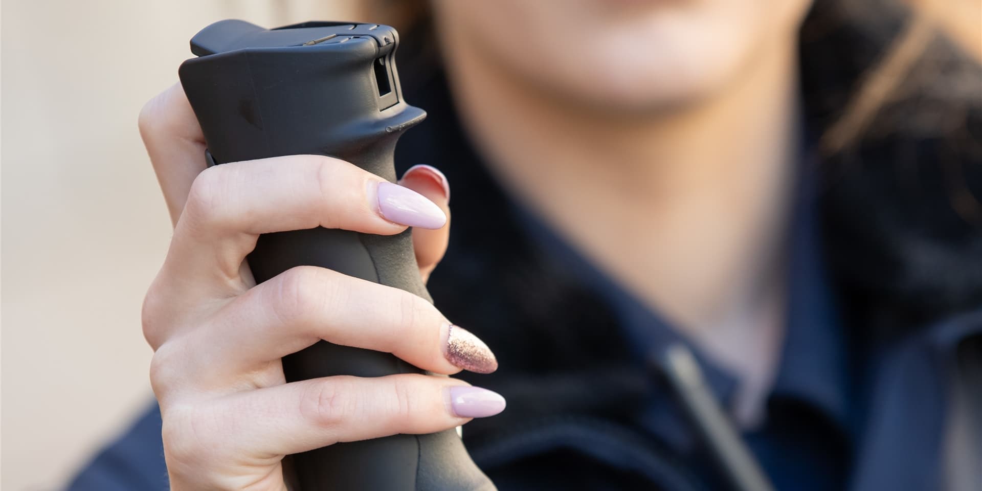 Gegen einen Maskenverweigerer setzte die Bundespolizei Pfefferspray ein.