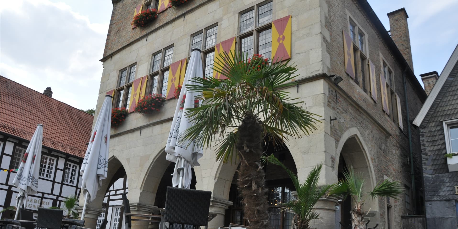 Das Stilvoll im Rathaus musste am Mittwochabend, gegen 19 Uhr, geräumt werden. Denn hier gab es einen Fehlalarm an einer Brandmeldeanlage – sehr zum Ärger vieler beteiligter Personen.