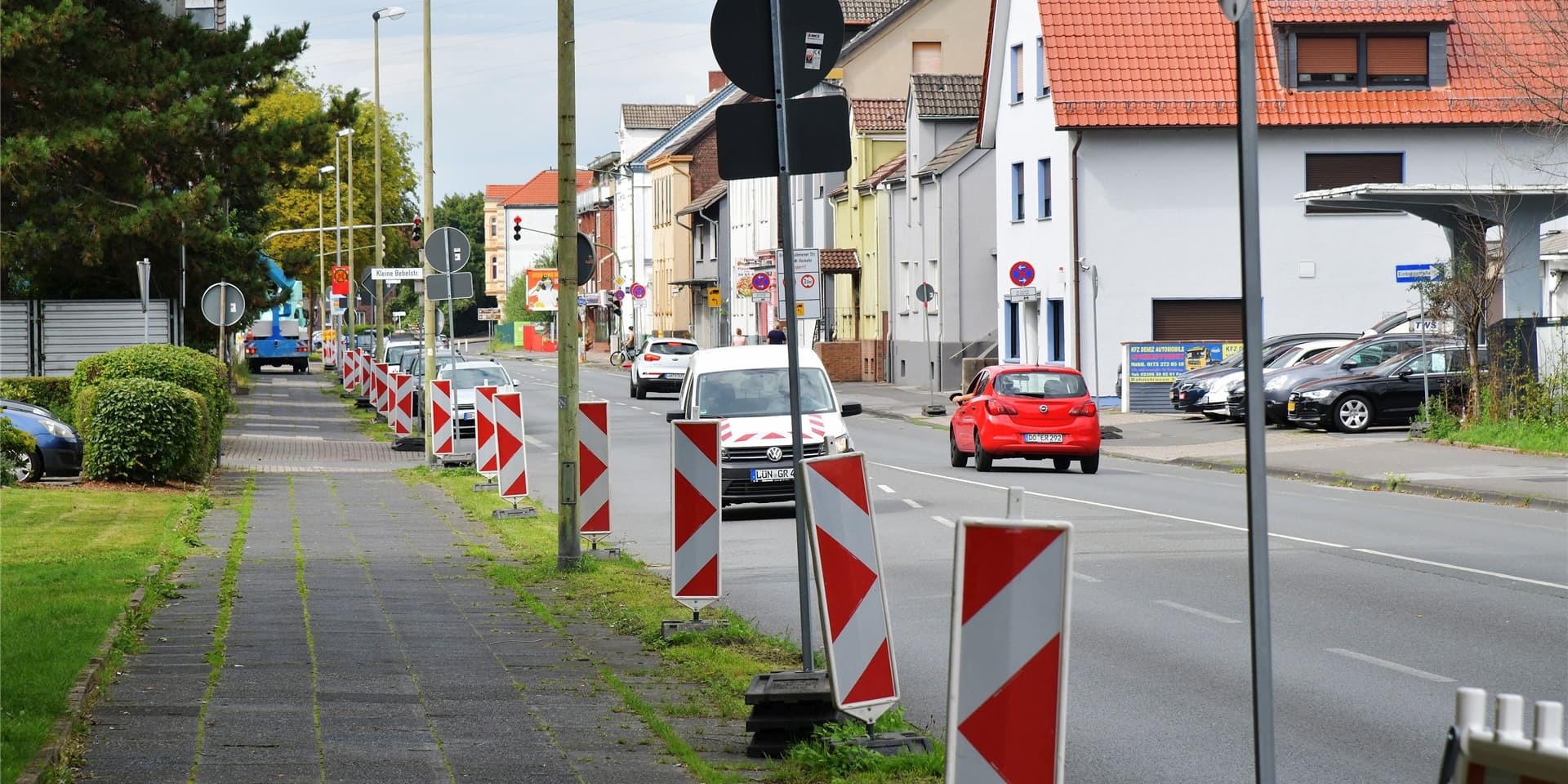 Ab Montag, 24. August, wird die Bebelstraße südlich des Kanals in die eine, dann in die andere Richtung für jeweils eine Woche zur Einbahnstraße.