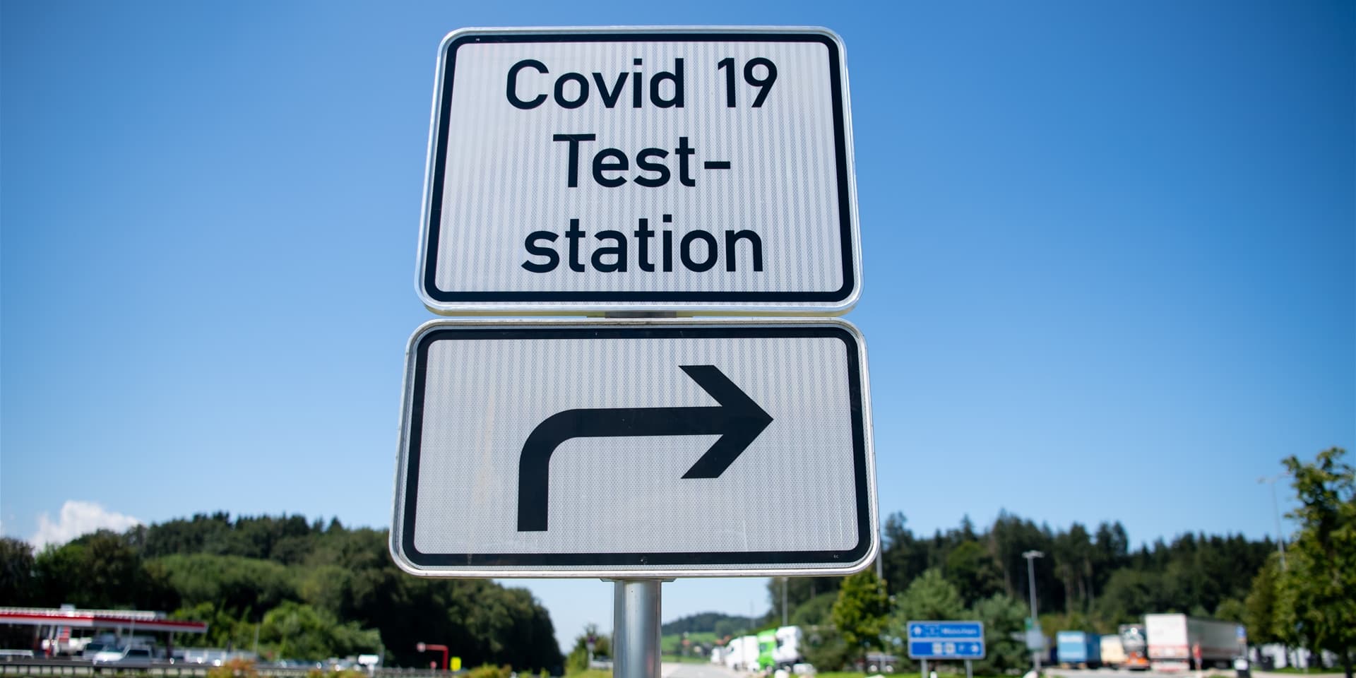 Die Familie aus Werne hat sich nach der Rückkehr aus dem Kroatien-Urlaub an einer Raststätte bei Passau auf das Coronavirus testen lassen. Das positive Testergebnis zweifelt die Familie an. Einen zweiten Test gab es für die Tochter dennoch nicht.