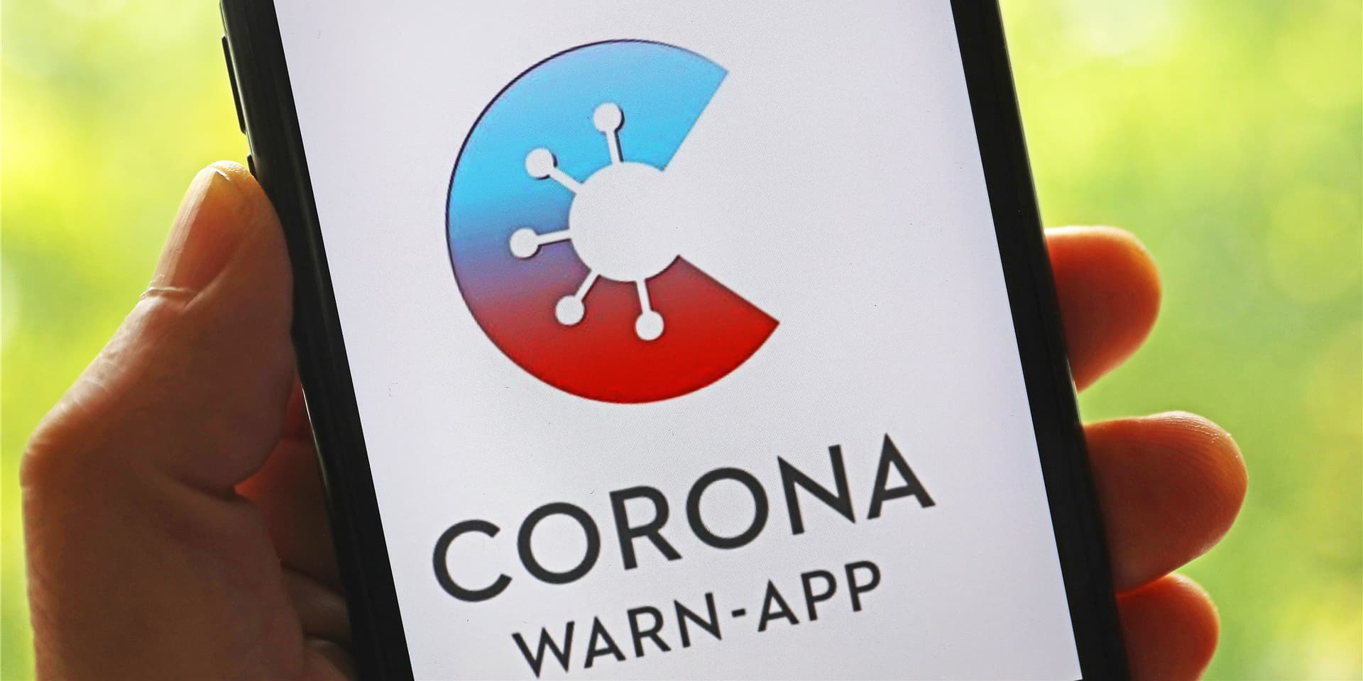 Etwa 17 Millionen Menschen haben sich die offizielle Corona-Warn-App heruntergeladen.