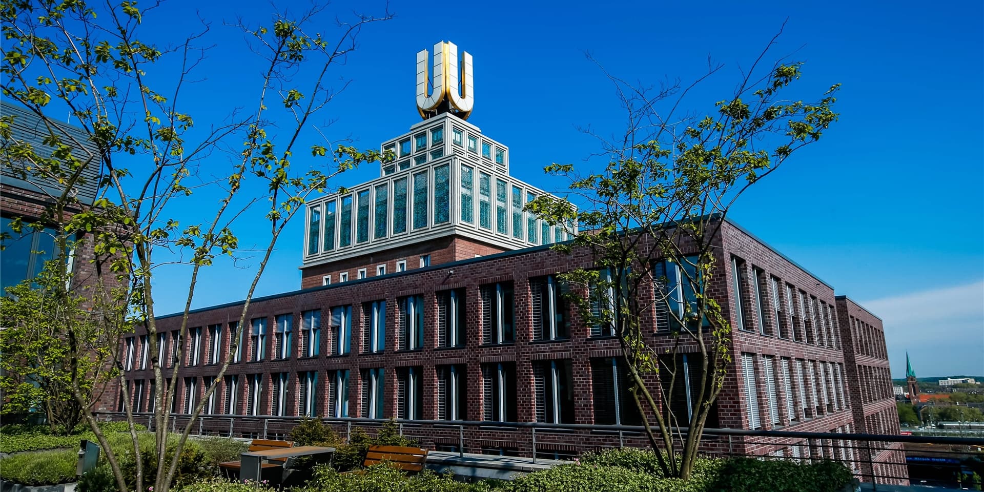 Es wird nichts mit dem Umzug: Die Verhandlungen zwischen DSW21 und der Hannover Leasing über den Kauf der Immobilie am U-Turm sind gescheitert.