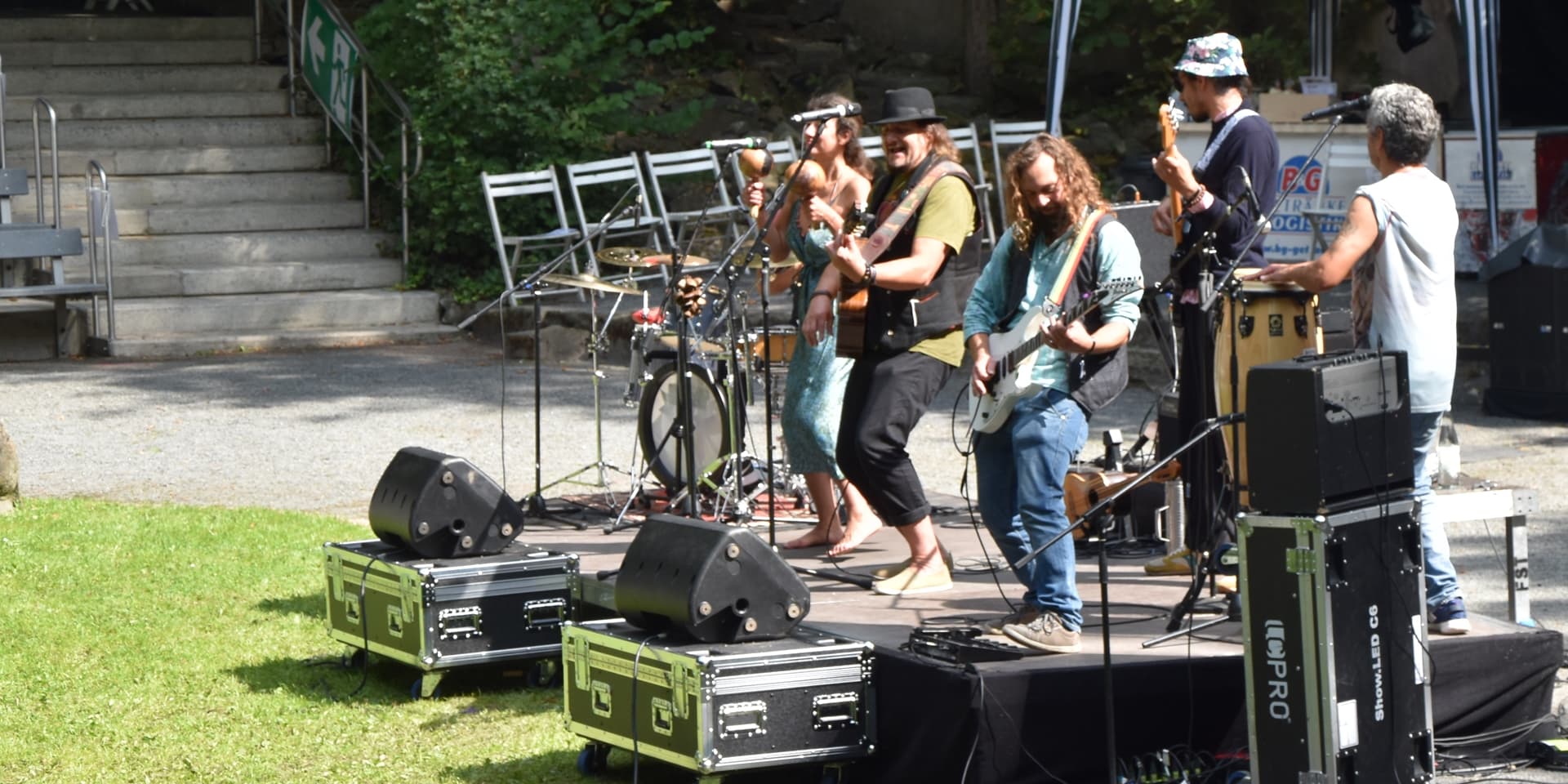 Die lateinamerikanische Band Palo Santo lieferte eine Vorstellung ab, die zum Tanzen einlud.