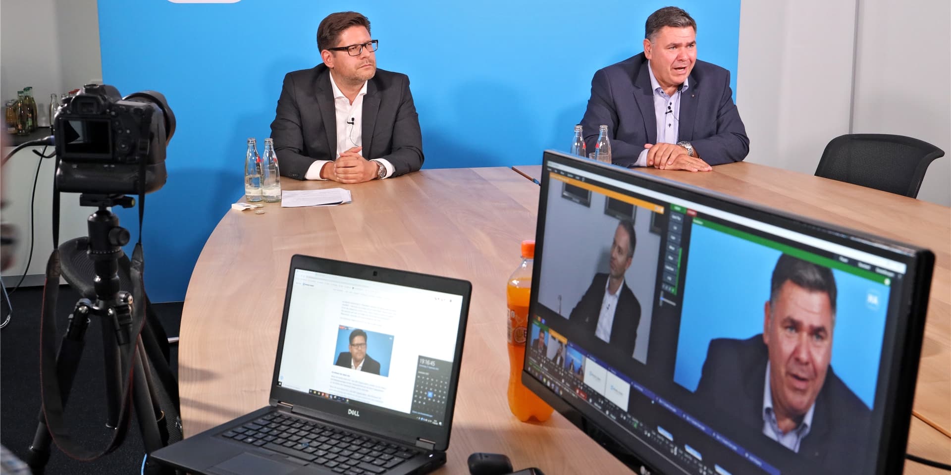 Die Landratskandidaten Marco Morten Pufke (l.) und Mario Löhr stritten im Livetalk unter anderem über den Klimaschutz und die Aufnahme von Flüchtlingen.