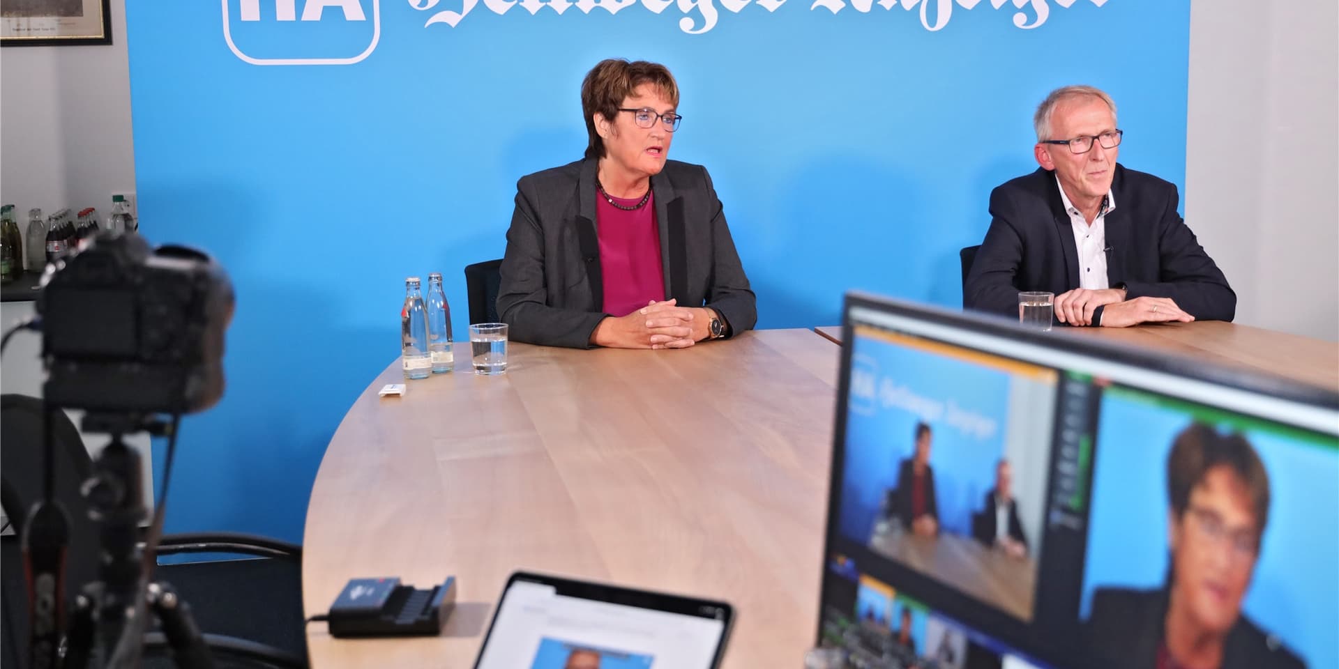 Die Bürgermeisterkandidaten im Gespräch. Handlungsbedarf sehen die beiden an vielen Stellen, Möglichkeiten jedoch nur wenige.