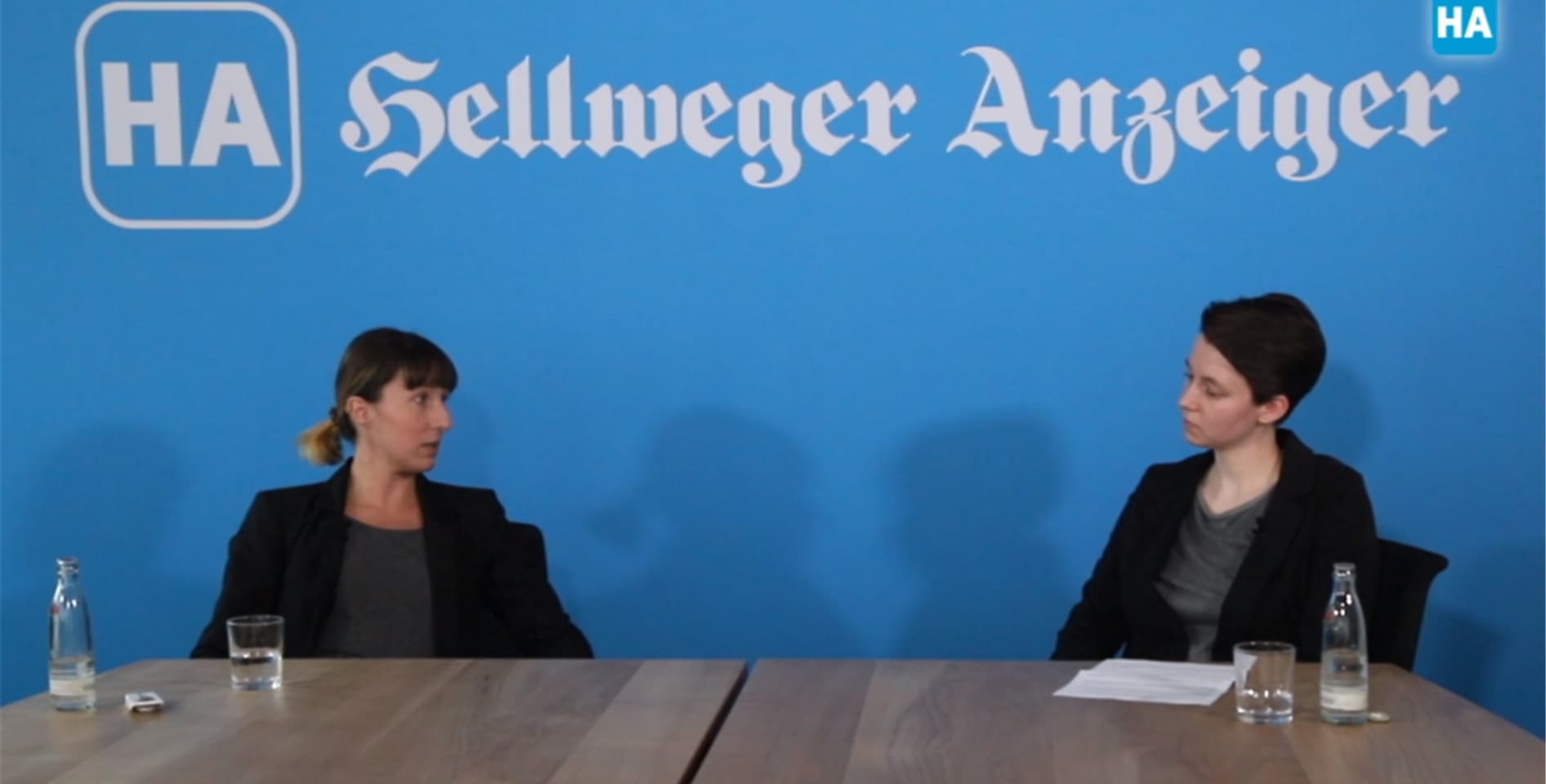 Dagmar Hornung und Lisa Dröttboom beim Expertengespräch über die Kommunalwahl 2020 in Fröndenberg.