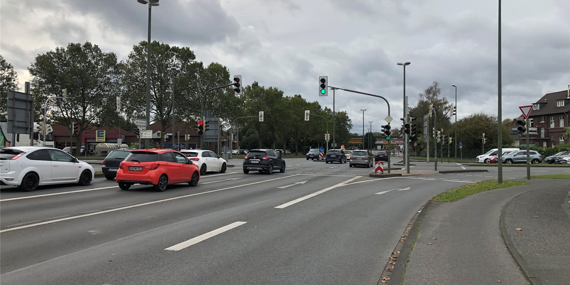 Aus dieser Fahrtrichtung gibt es an der Kreuzung Kurt-Schumacher-Straße/ Kamener Straße kein Orientierungsschild mehr.
