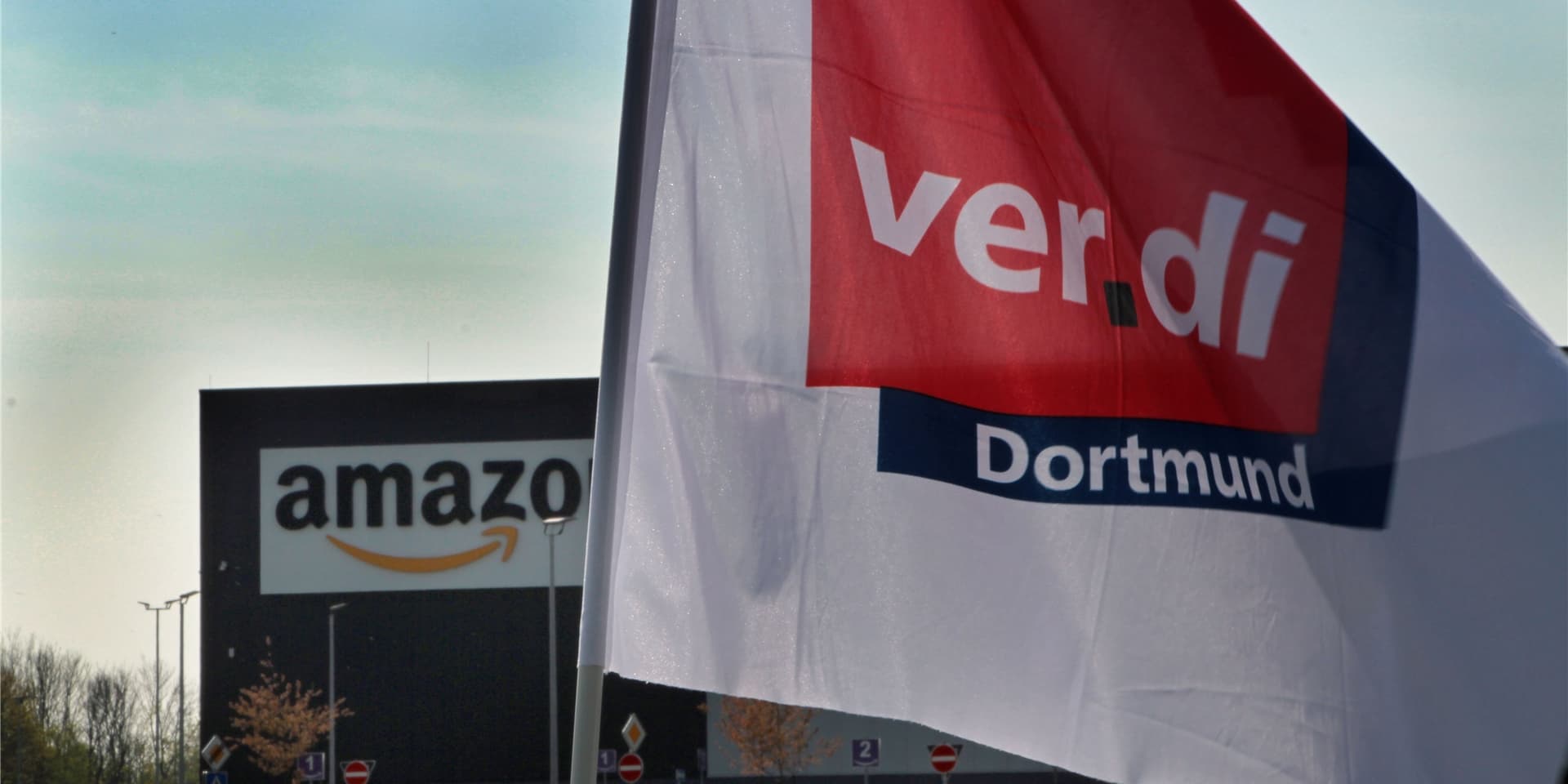 Erneut ruft Verdi zum Streik bei  Amazon Werne sowie in anderen Logistik-Centern auf.