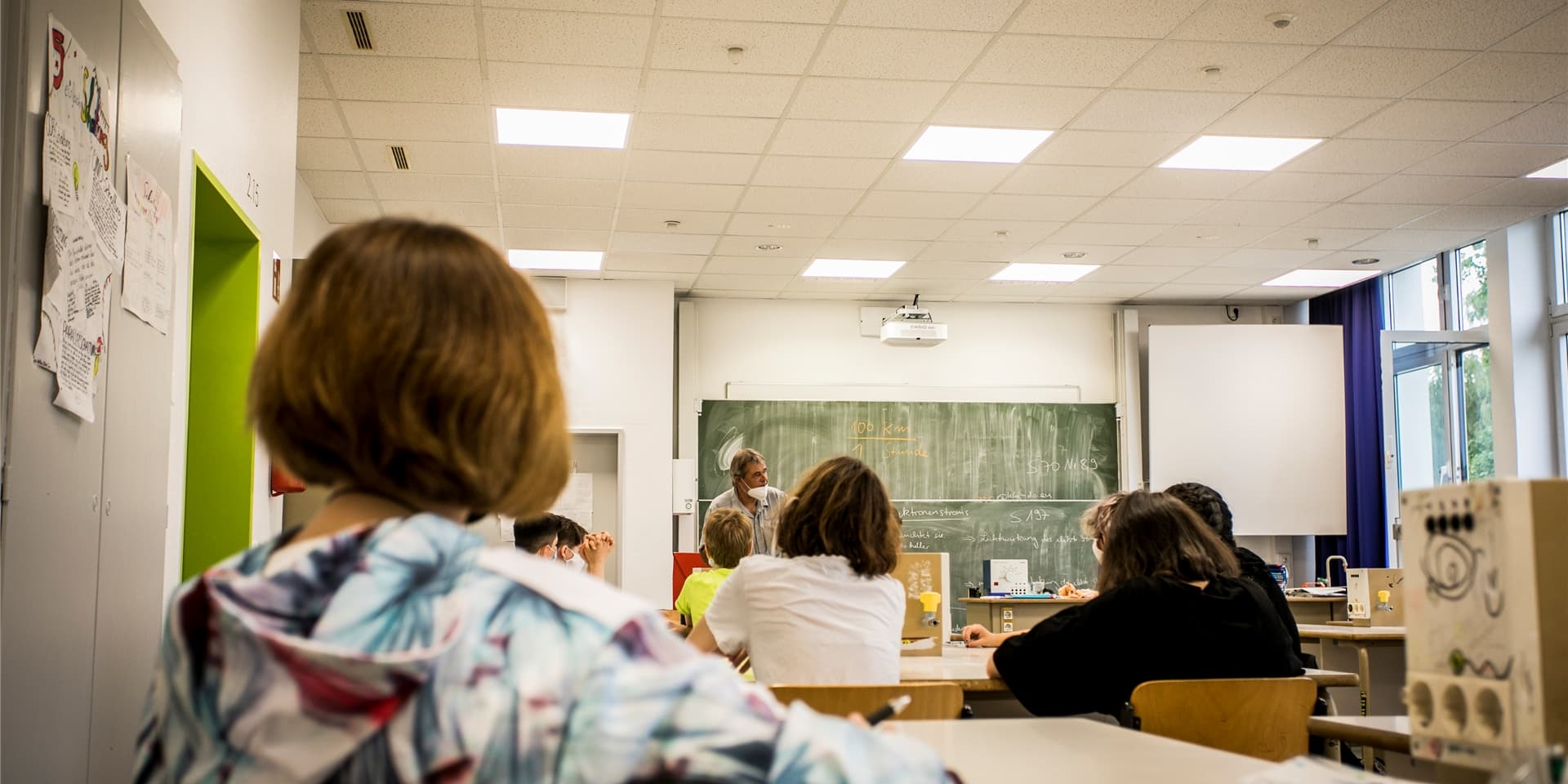 Die Minimierung von Klassengrößen sehen Elternverbände als primären Punkt in der Eindämpfung des Coronavirus in Schulen.