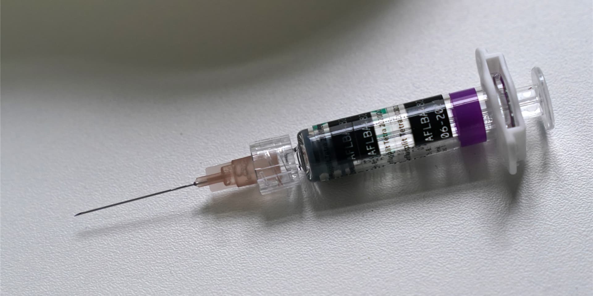 Höchstwahrscheinlich wird nicht sofort für alle Bevölkerungsgruppen ein Impfstoff gegen Covid-19 zur Verfügung stehen.