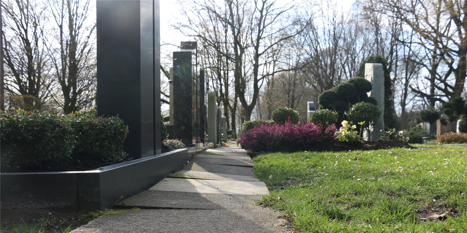 Die Friedhofsgebühren in Stockum werden zum neuen Jahr erhöht. Damit werden Bestattungen hier deutlich teurer.