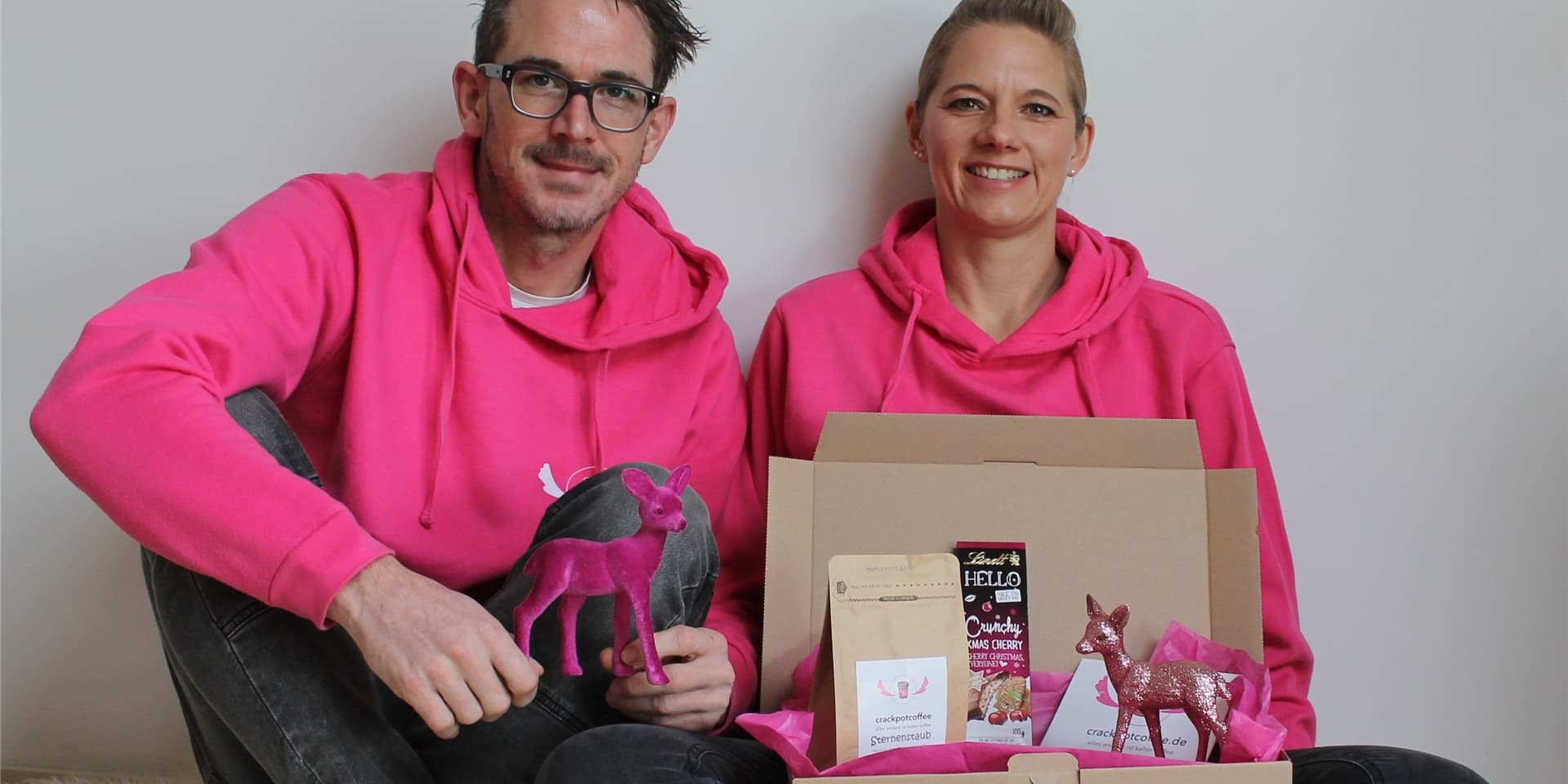 Nils und Monique Pröpper von „crackpotcoffee“ bieten in ihrem Online-Shop eine Weihnachtsaktion an.