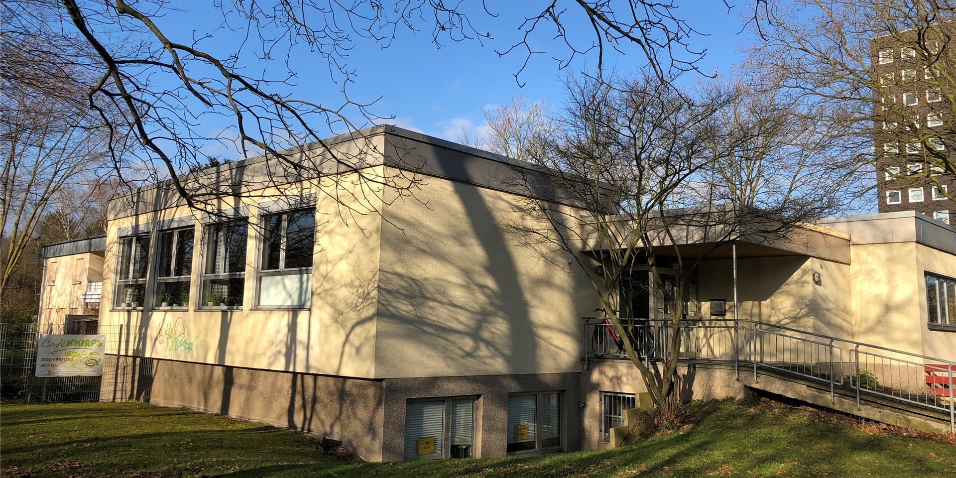 Das Gemeindezentrum Brücke soll zu einer Begegnungsstätte umgebaut werden, in der kirchliche Gruppen ebenso ihren Platz finden wie die von Vereinen und Trägern der freien Jugendhilfe.