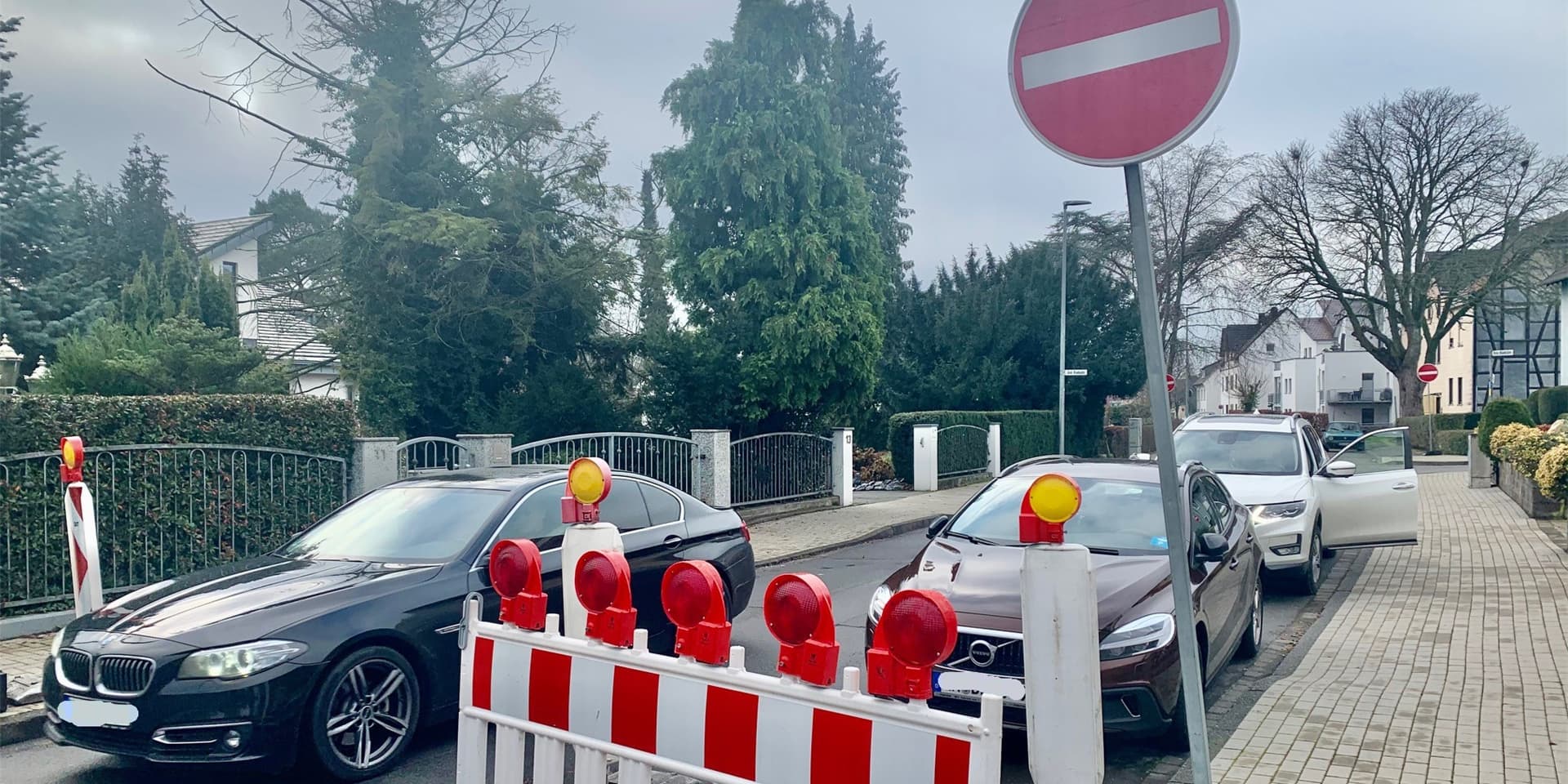 Der Talweg dient als Umleitungsstrecke für die Arbeiten an der B236 ( Hörder Straße).