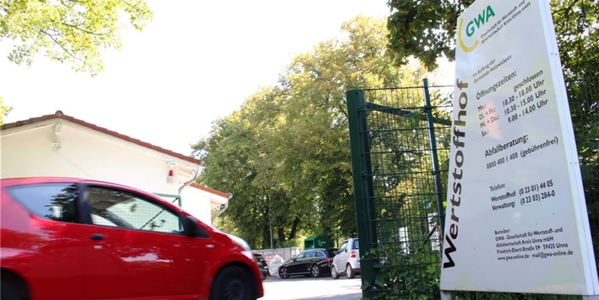 Wer seinen Sperrmüll zum Wertstoffhof bringt, soll nicht mit hohen Preisen bestraft werden, fordert der Rat.