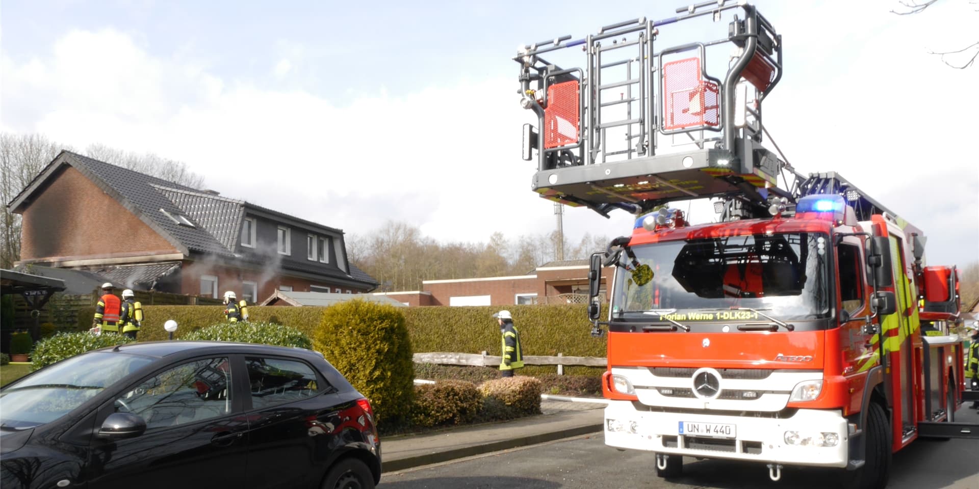 Die Drehleiter der Feuerwehr Werne, hier auf einem Archiv-Foto, kam Sonntag an der Cappenberger Straße zum Einsatz.