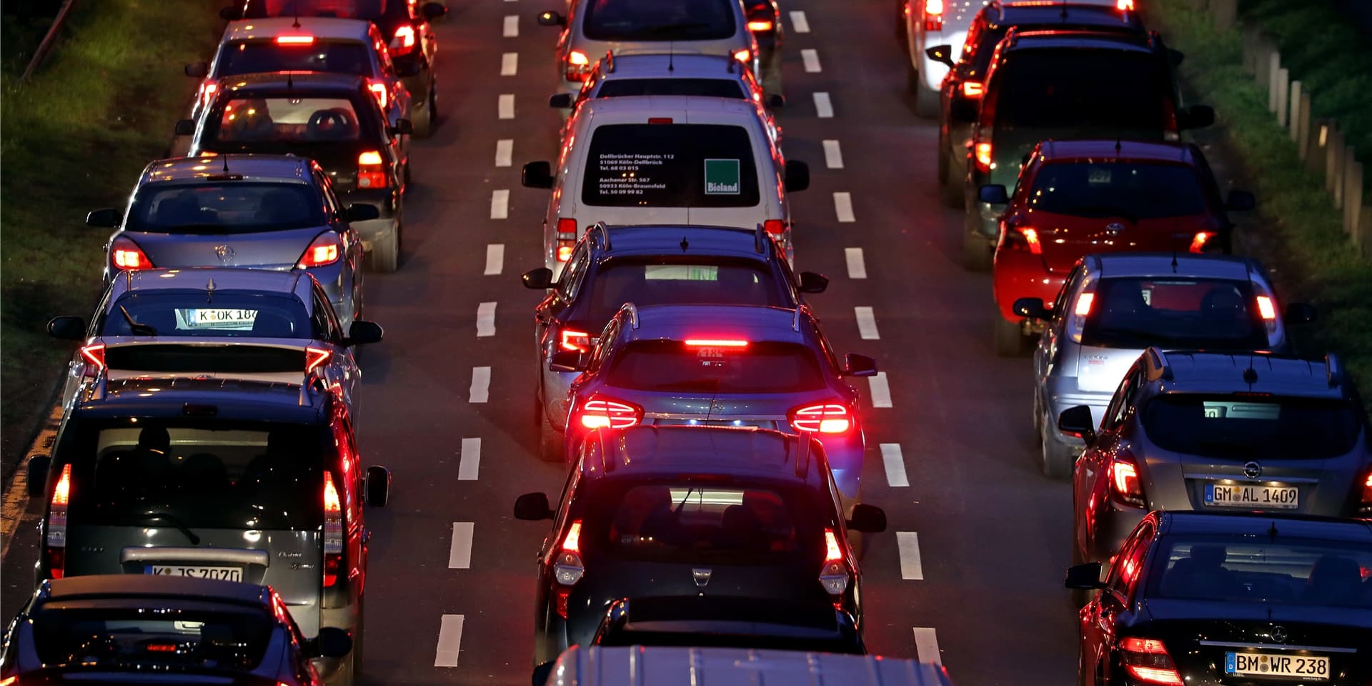 Im Autobahnnetz in NRW sorgen viele Dauerbaustellen für Stau.