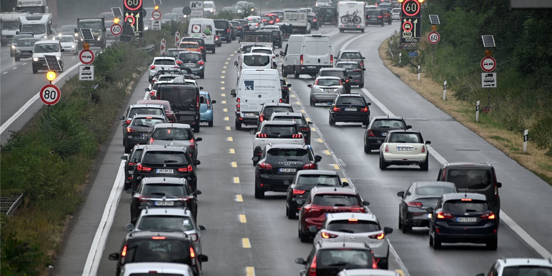 In Nordrhein-Westfalen gibt es viele Autobahnstrecken, an denen seit Jahren gebaut wird.