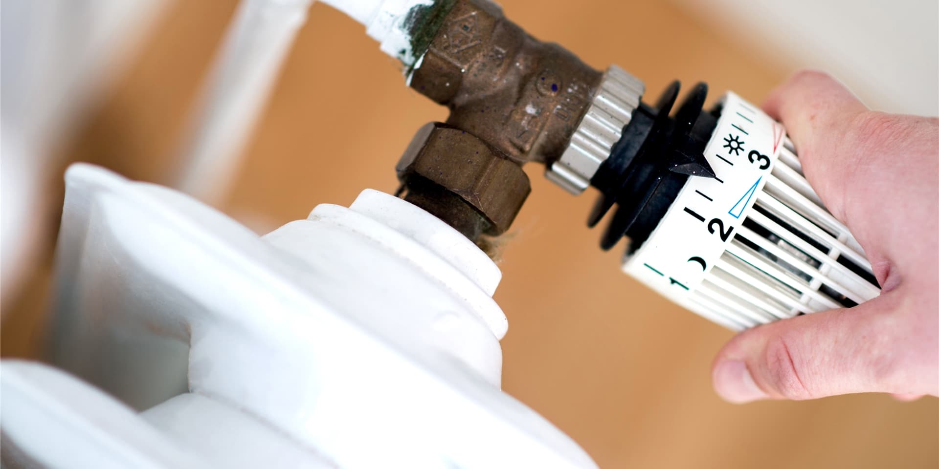 Heizen wird ab 2021 für die meisten Haushalte teurer.