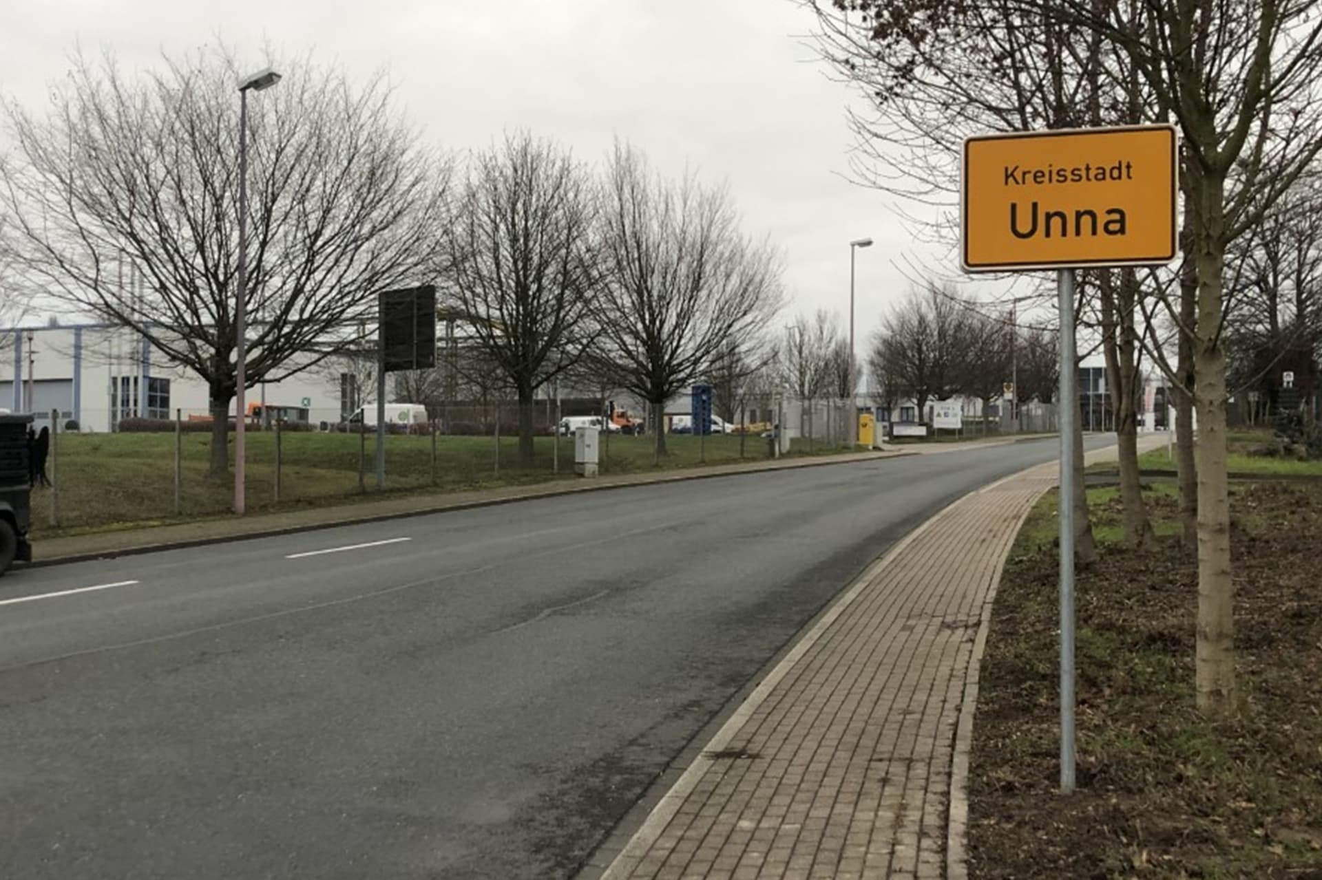Ortseingangsschild Unna B1 Richtung Indupark / Heinrich-Hertz-Straße