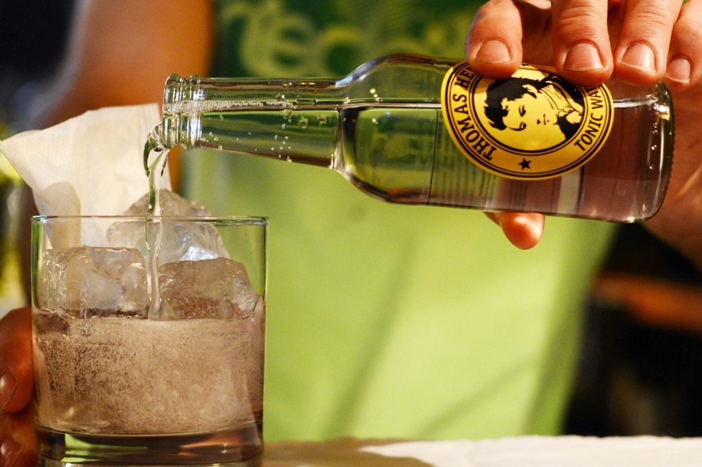 title attribut Das Tonic-Water sollte mit Bedacht ausgewählt werden, denn es macht einen großen Unterschied.