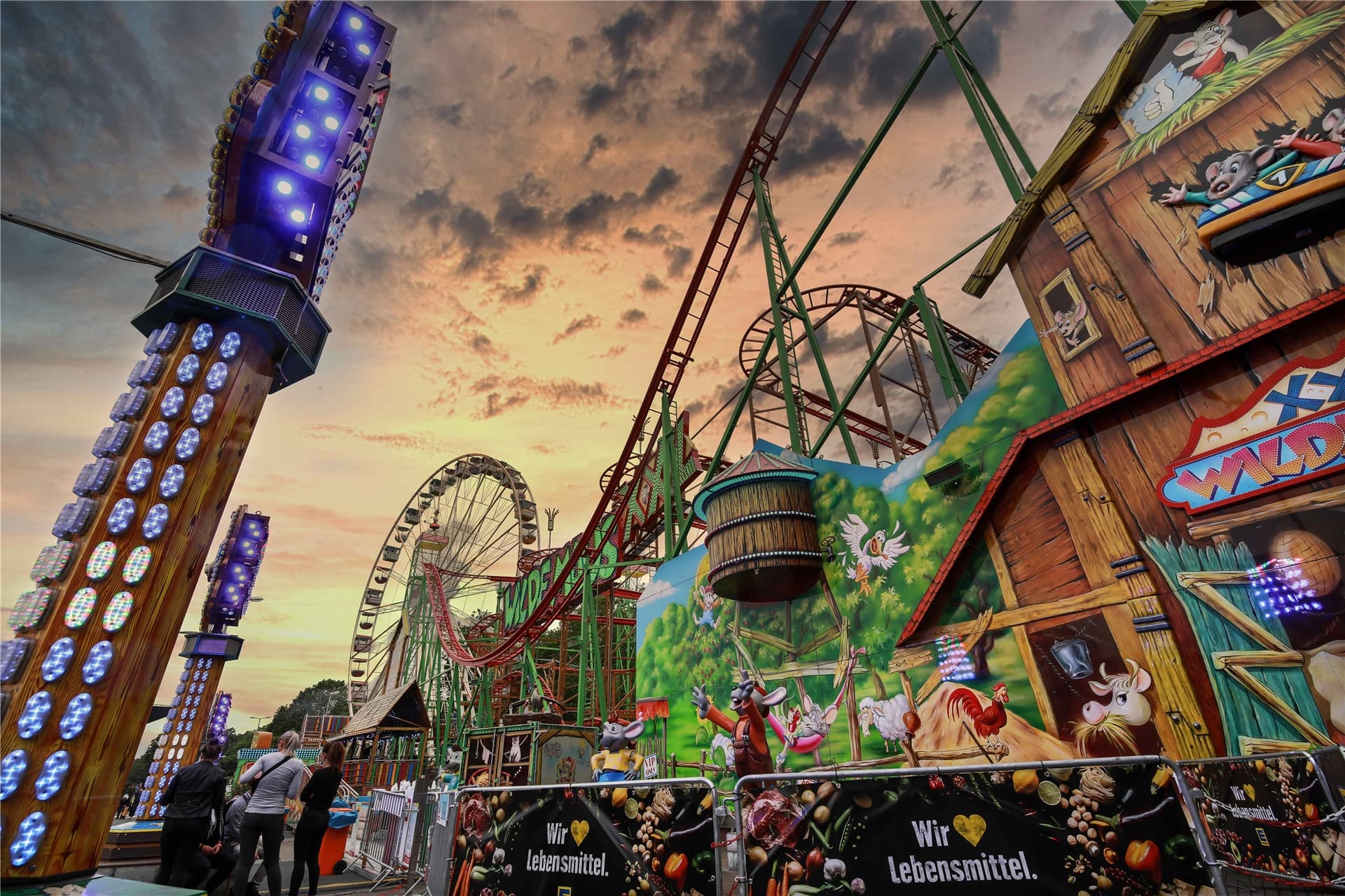 Im Corona-Sommer 2020 stellten die Schausteller in Dortmund kurzfristig vor den Westfalenhallen den Freizeitpark FunDOmio auf die Beine. Ist das auch in diesem Jahr wieder möglich?