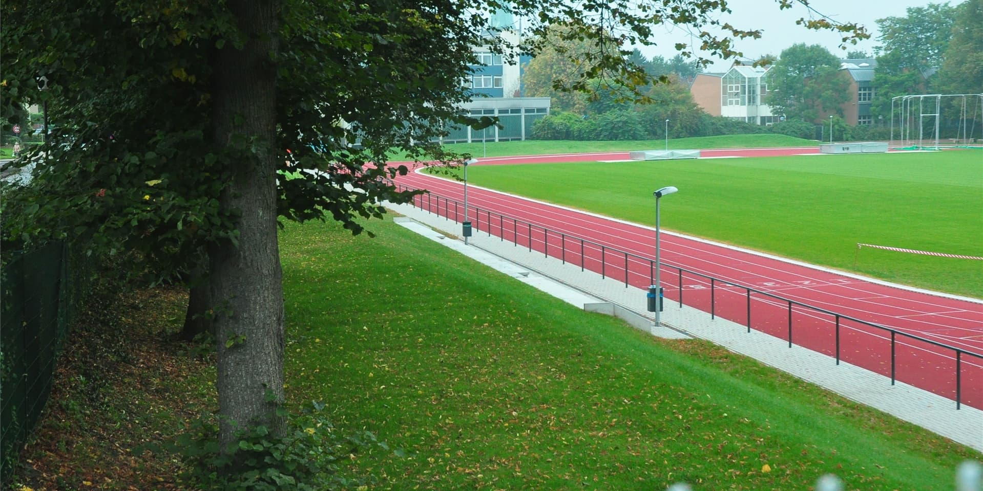 Das traditionsreiche Herderstadion in Unna ist schon über 80 Jahre alt. Bisher gab es von der Stadt Unna keine Überlegungen, die Namensrechte der Sportstätte zu vermarkten.