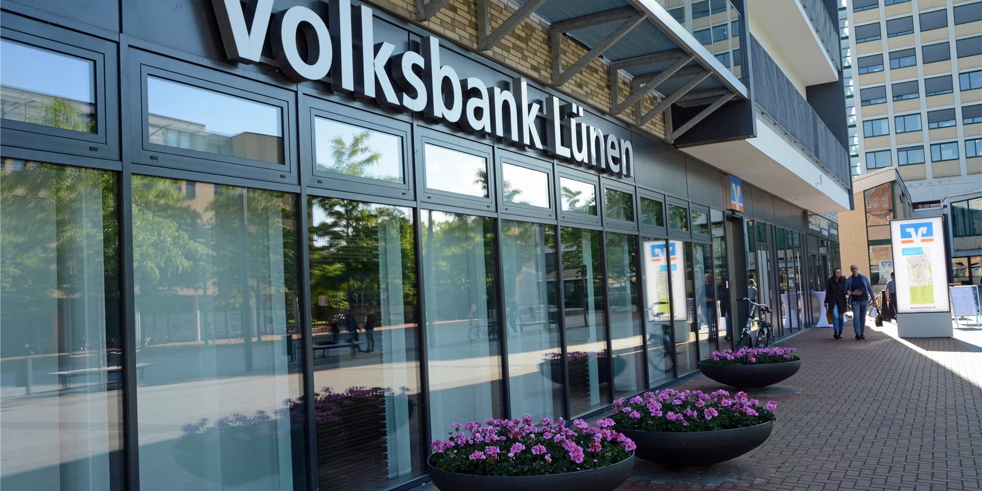 Das Archivbild zeigt die Volksbank Lünen im Herzen der Lippestadt.