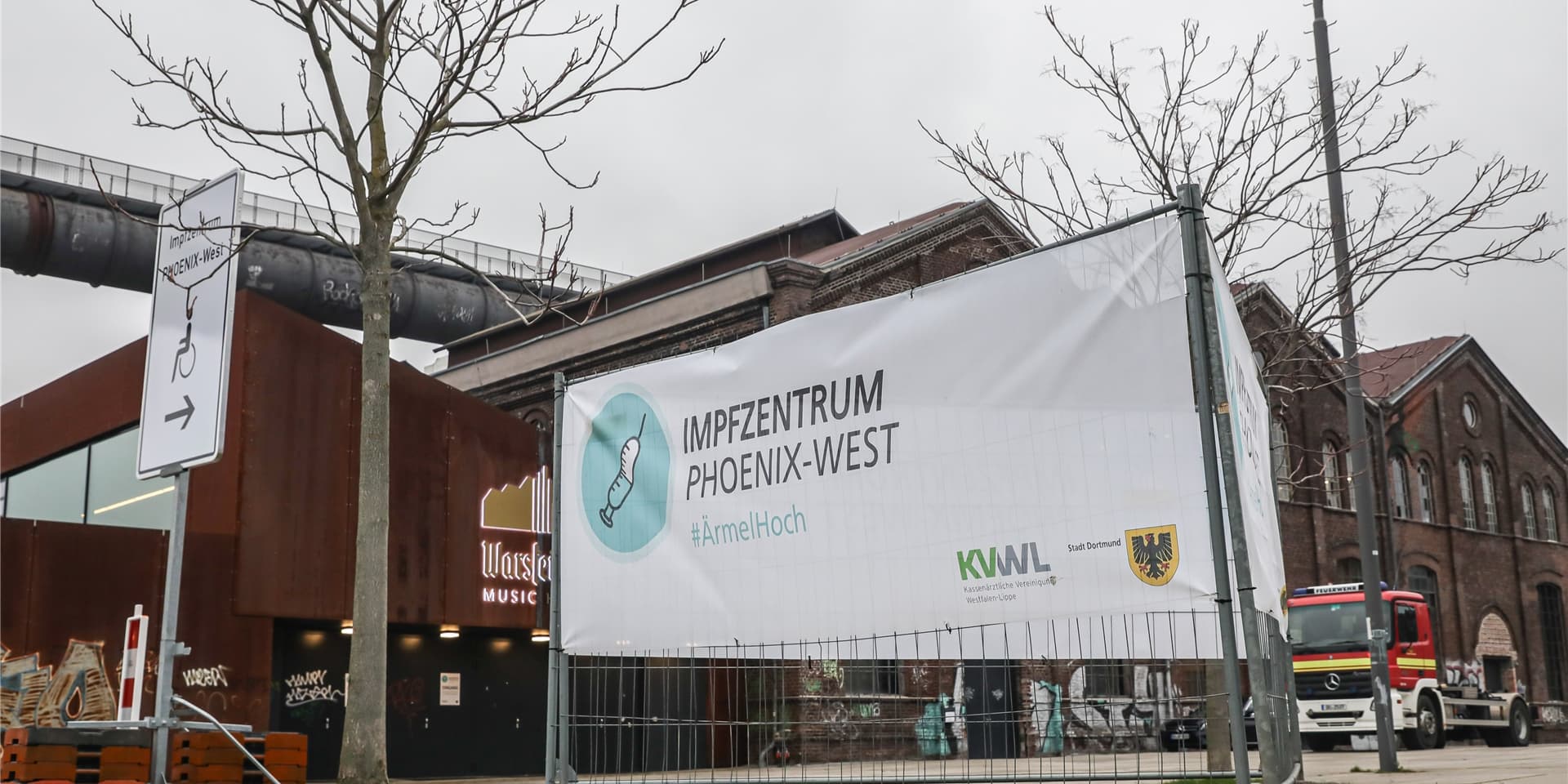 Das Dortmunder Impfzentrum auf Phoenix-West hat ab dem 1. März früher geöffnet.