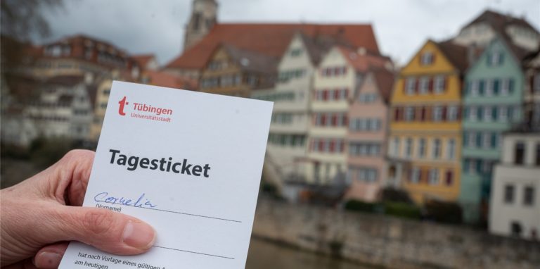 Mit einem Tagesticket shoppen gehen, Restaurants besuchen und Kultur genießen. Was in Tübingen schon möglich ist, ist auch für den Kreis Unna vorstellbar. Zunächst soll die Luca-App eingeführt werden.