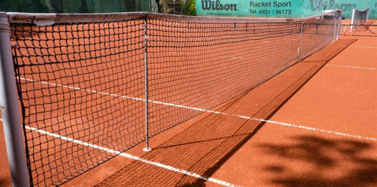 Ein Lüner Tennisverein denkt derzeit konkret über den Bau von Allwetterplätzen nach.