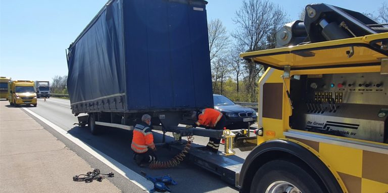 Der Unfall ereignete sich am Montag (26. April) auf der A1 zwischen dem Kamener Kreuz und der Anschlussstelle Hamm/Bergkamen.
