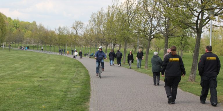 Die Polizei, 25 Beschäftigte des Ordnungsamts und zwölf Kräfte einer privaten Sicherheitsdienstes haben am 1. Mai-Wochenende in Lünen kontrolliert.
