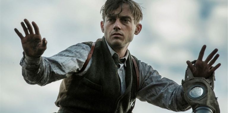 Schauspieler Volker Bruch, zuletzt zu sehen in der Serie „Babylon Berlin“, will Mitglied in einer Querdenker-Partei werden.