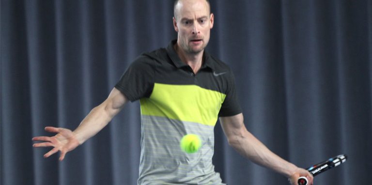 So kennen die meisten Andreas Thiveßen am Besten: auf dem Tennisplatz.