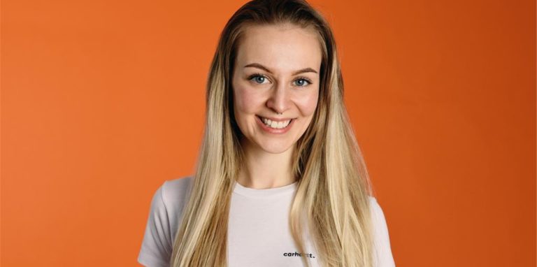 Die Dortmunderin Tabi sucht bei der neuen Kuppel-Show „Princess Charming“ die große Liebe.