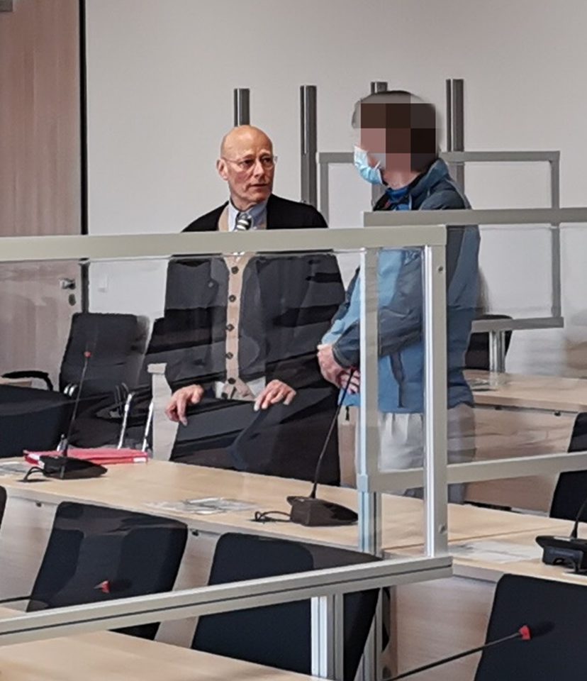 Seine Freundin Und Seine Ex Befummeln Sich Für Ihn Seine Freundin Und Seine Ex Befummeln Sich Für Ihn